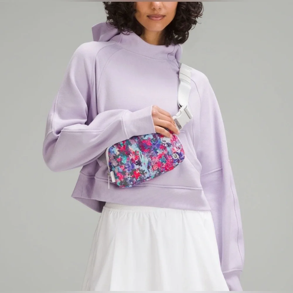 NEW Lululemon Flower Glide Multi Everywhere Belt Bag 1L Travel Crossbody Gym
